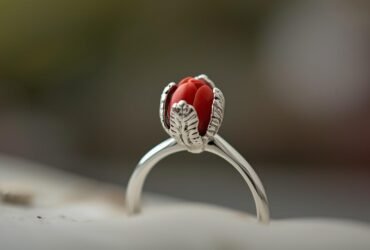 Tulip ring with diamond gemstone and petal-inspired setting